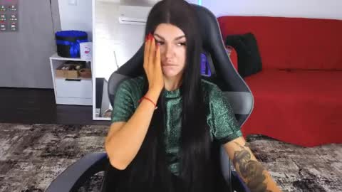 Snapshot of luckyrebel_ chatting on 06-08-26, 05:30 Monika online show from 06-08-26, 05:30
