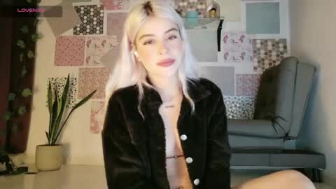 luckysapphire777 online show from 03-22-26, 09:02