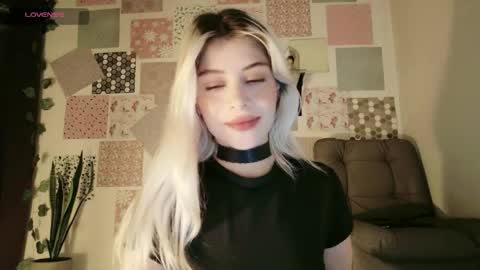 luckysapphire777 online show from 05-27-26, 10:23