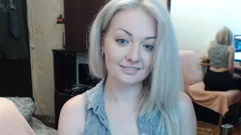 LuckyShot online show from 10-28-25, 02:53