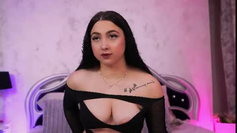 Snapshot of luckyymia chatting on 07-03-26, 05:41 Mia online show from 07-03-26, 05:41