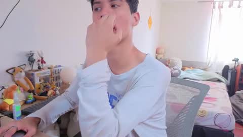 Lu Independent Model online show from 02-18-26, 04:03