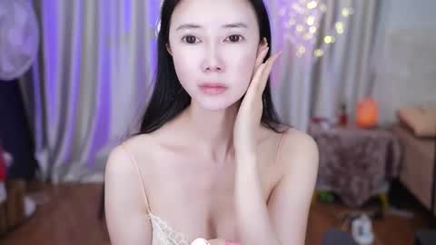 Snapshot of lucy__bb chatting on 02-07-26, 01:53 Lucy online show from 02-07-26, 01:53