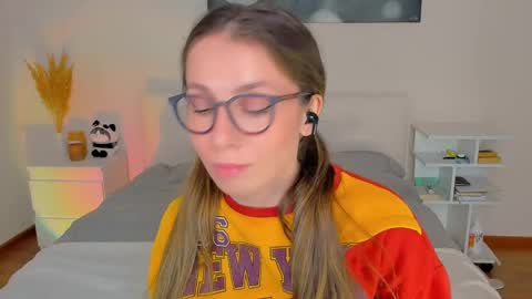 lucy__ray online show from 12-14-24, 01:05