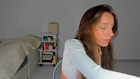 lucy__ray online show from 02-05-26, 10:36