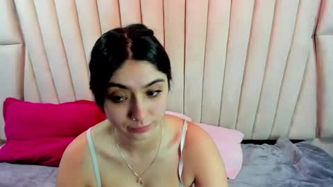 Snapshot of lucy_anal_ chatting on 04-21-26, 11:40 lucy_anal_ online show from 04-21-26, 11:40