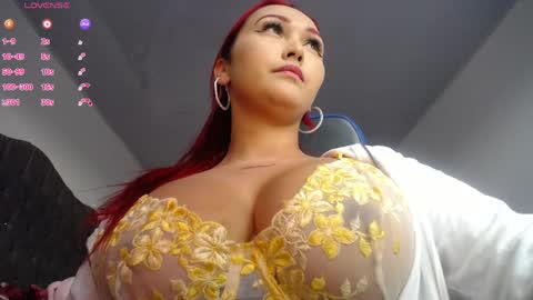 Snapshot of lucy_beatifull chatting on 04-18-26, 10:10 lucy_beatifull online show from 04-18-26, 10:10