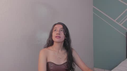 Lucy Herrera online show from 03-31-26, 03:45