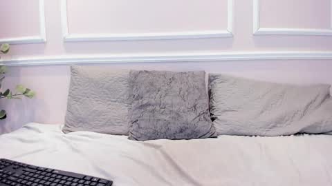 lucy_canel online show from 11-18-25, 12:05