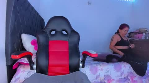 lucy online show from 10-28-25, 07:01