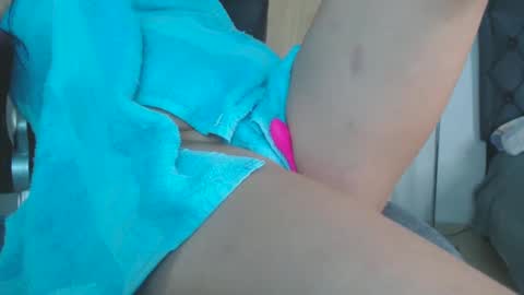 Snapshot of lucy_chanell chatting on 12-24-24, 03:38 lucy online show from 12-24-24, 03:38