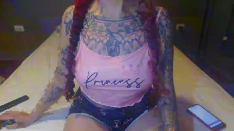Snapshot of lucy_dreams69 chatting on 04-29-26, 01:21 Lucia online show from 04-29-26, 01:21