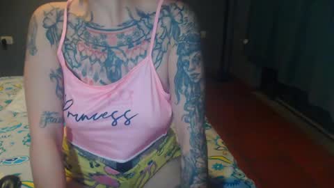 Snapshot of lucy_dreams69 chatting on 05-25-26, 11:11 Lucia online show from 05-25-26, 11:11