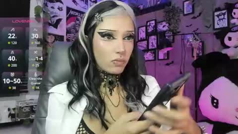 Snapshot of lucy_fernandez chatting on 07-09-26, 11:42 lucyfer online show from 07-09-26, 11:42