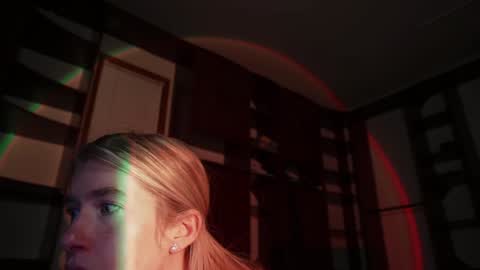 Lucy. online show from 12-14-24, 04:01