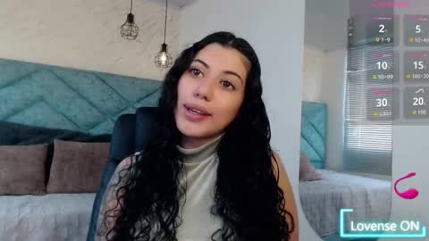 Snapshot of lucy_greys_ chatting on 02-24-26, 06:06 Lucy Greys online show from 02-24-26, 06:06