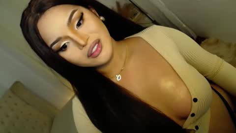 Snapshot of lucy_heartfiliaxxx chatting on 01-12-25, 11:17 MONA online show from 01-12-25, 11:17