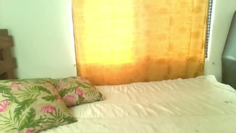 Snapshot of lucy_river_ chatting on 06-14-26, 04:09 Lucy online show from 06-14-26, 04:09