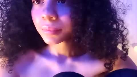 Lucia online show from 03-06-26, 06:21