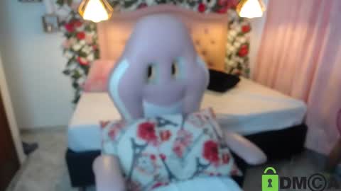 Lucy Cute online show from 02-12-25, 06:51