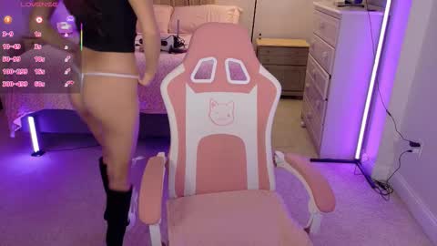 lucydelrey57 online show from 02-04-26, 08:47