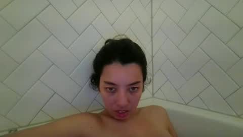Snapshot of lucylitt25 chatting on 06-19-26, 06:01 lucylitt25 online show from 06-19-26, 06:01