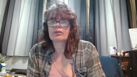 lucylling online show from 02-18-25, 07:32
