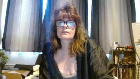 lucylling online show from 02-25-25, 03:05