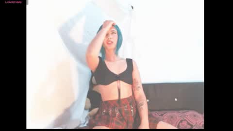 Snapshot of lucyrosess chatting on 05-28-26, 11:18 lucyrosess online show from 05-28-26, 11:18
