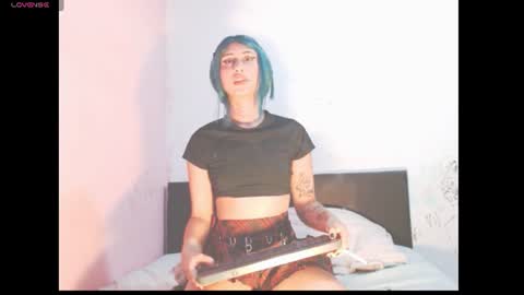 Snapshot of lucyrosess chatting on 06-24-26, 04:00 lucyrosess online show from 06-24-26, 04:00
