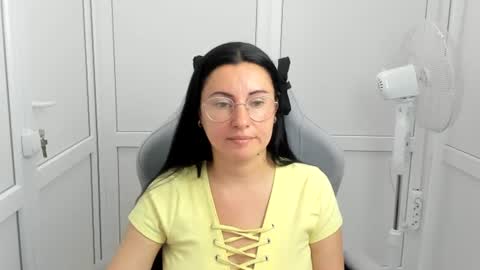 Snapshot of lucyycharm chatting on 07-02-26, 01:17 Lucy online show from 07-02-26, 01:17