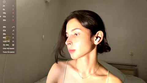 Snapshot of ludivinablice chatting on 07-28-26, 04:39 Mika online show from 07-28-26, 04:39