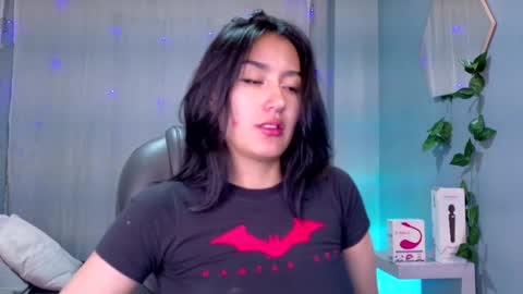 Snapshot of ludokitty chatting on 05-20-26, 03:24 LUDOVICA online show from 05-20-26, 03:24