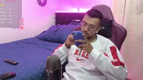 Snapshot of lufehott chatting on 12-30-24, 08:25 lufehott online show from 12-30-24, 08:25