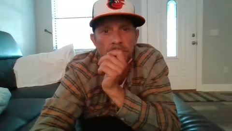 luiggii0904 online show from 12-21-24, 09:36