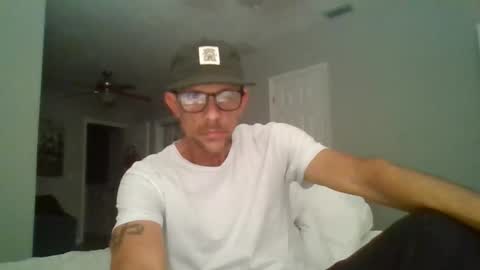Snapshot of luiggii0904 chatting on 04-11-26, 09:46 luiggii0904 online show from 04-11-26, 09:46