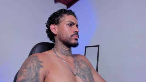 Luigi Vitale online show from 04-11-26, 01:21