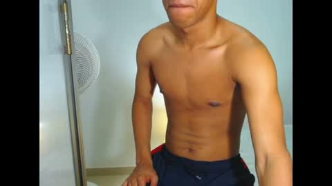 Snapshot of luigiluxs chatting on 07-12-26, 04:03 MY NAME IS LUIGI online show from 07-12-26, 04:03