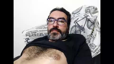 Hairyman online show from 11-28-25, 02:03