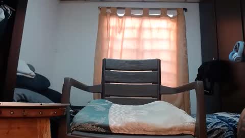 Snapshot of luis_as chatting on 02-12-26, 12:44 Luis AS online show from 02-12-26, 12:44