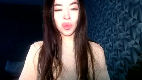 Snapshot of luisa_domina chatting on 06-18-26, 11:25 luisa lovedom online show from 06-18-26, 11:25