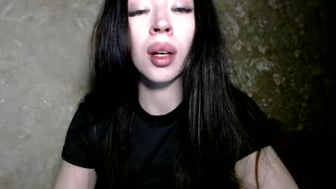 Snapshot of luisa_domina chatting on 07-05-26, 07:32 luisa lovedom online show from 07-05-26, 07:32