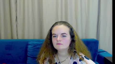 Luisa Rosee online show from 02-22-25, 04:40