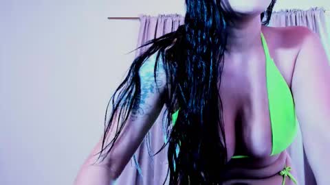 Luisa Diaz online show from 02-09-26, 04:22