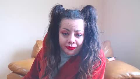 Cassie online show from 02-18-26, 12:01