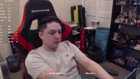 Luisdiaztube online show from 12-30-24, 02:20