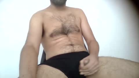 Snapshot of luismartinez666 chatting on 03-22-26, 07:17 Lus online show from 03-22-26, 07:17