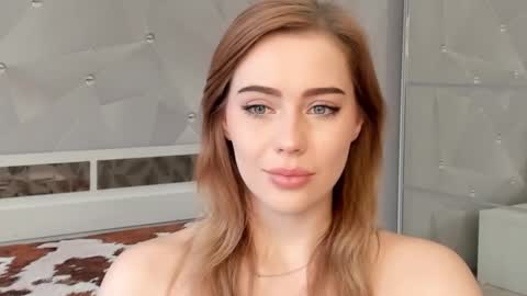 Lizzy online show from 10-30-25, 11:33