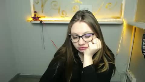 Luiza online show from 02-14-25, 10:59