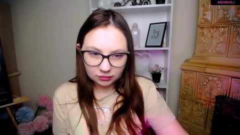 Luiza online show from 12-14-25, 09:36